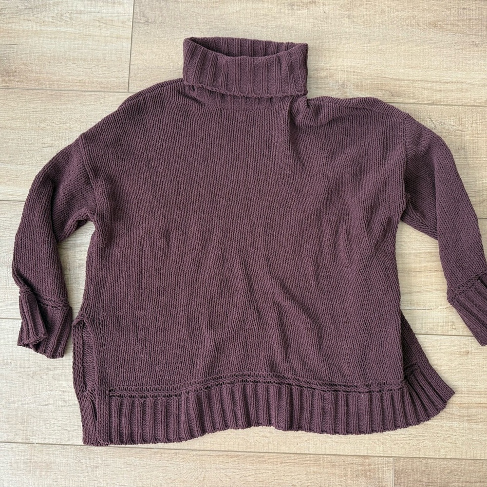 Aerie Cozy brown Turtleneck Sweater